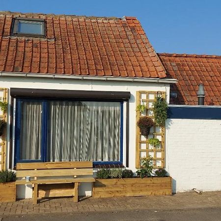 Schrijvershuisje - Sfeer & Stilte Zeeuws Vlaanderen Zaamslag Eksteriør bilde