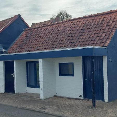 Schrijvershuisje - Sfeer & Stilte Zeeuws Vlaanderen Zaamslag Eksteriør bilde